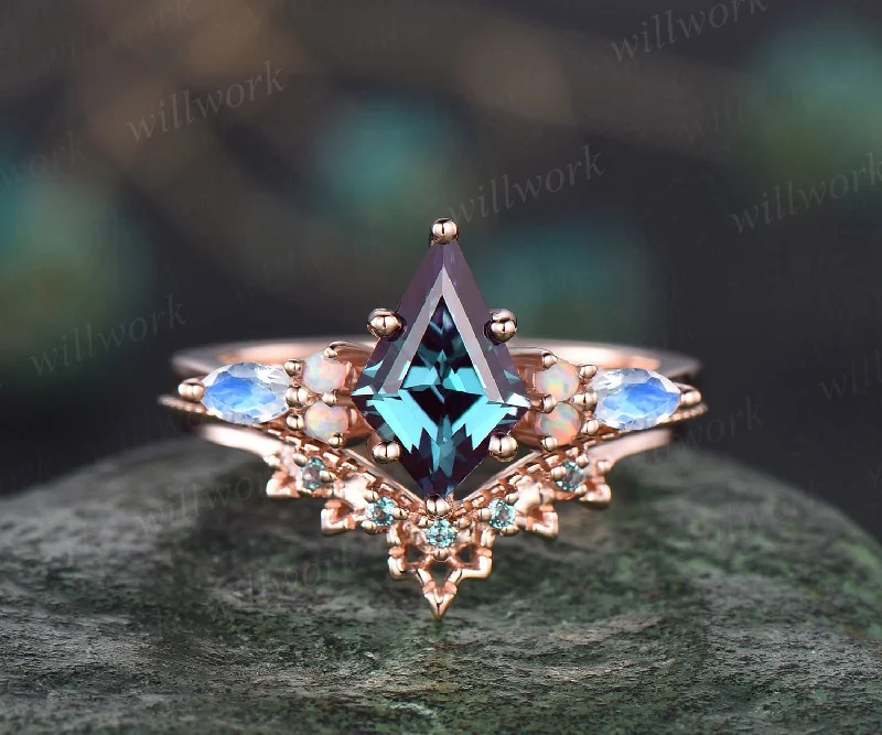 Vintage kite cut Alexandrite engagement ring set 14k rose gold marquise moonstone ring dainty opal ring unique bridal wedding ring set women