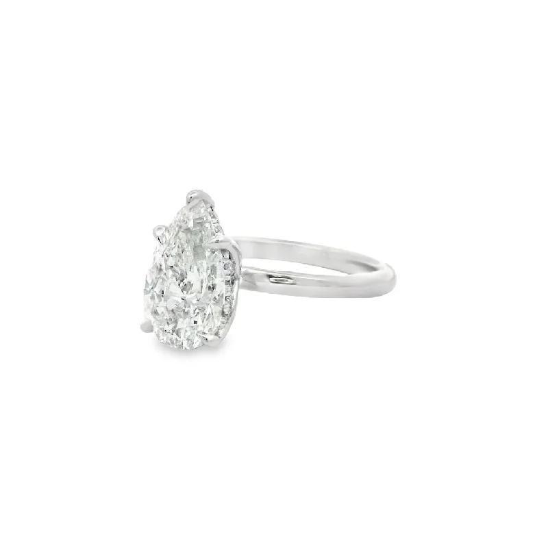 White 14 Karat Solitaire Round Cut Lab Grown Diamonds Engagement Ring