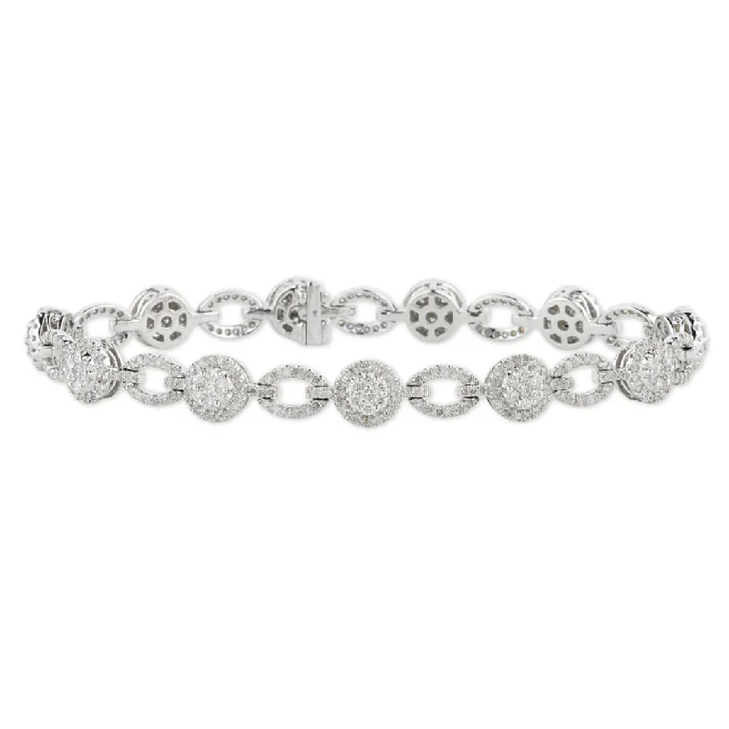 9ct White Gold 2.50ct Diamond Circle Link Bracelet