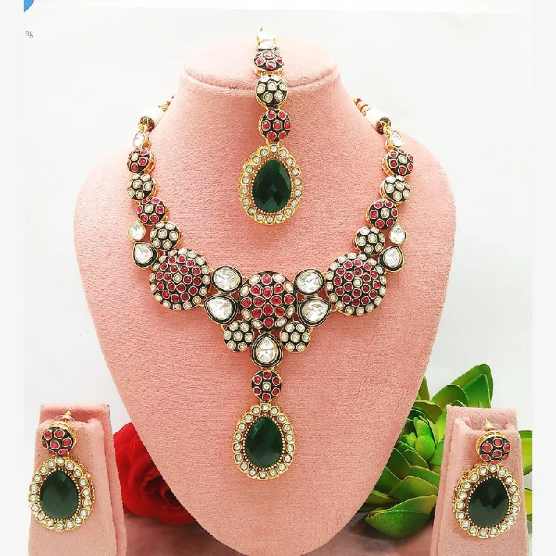 Everlasting Quality Jewels Gold Plated Kundan Necklace Set