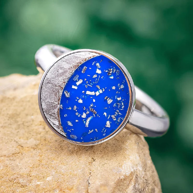 Starry Night Ring with Meteorite Moon and Blue Stardust