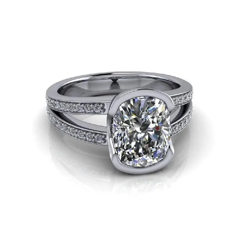 Calista No. 1 Moissanite Ring