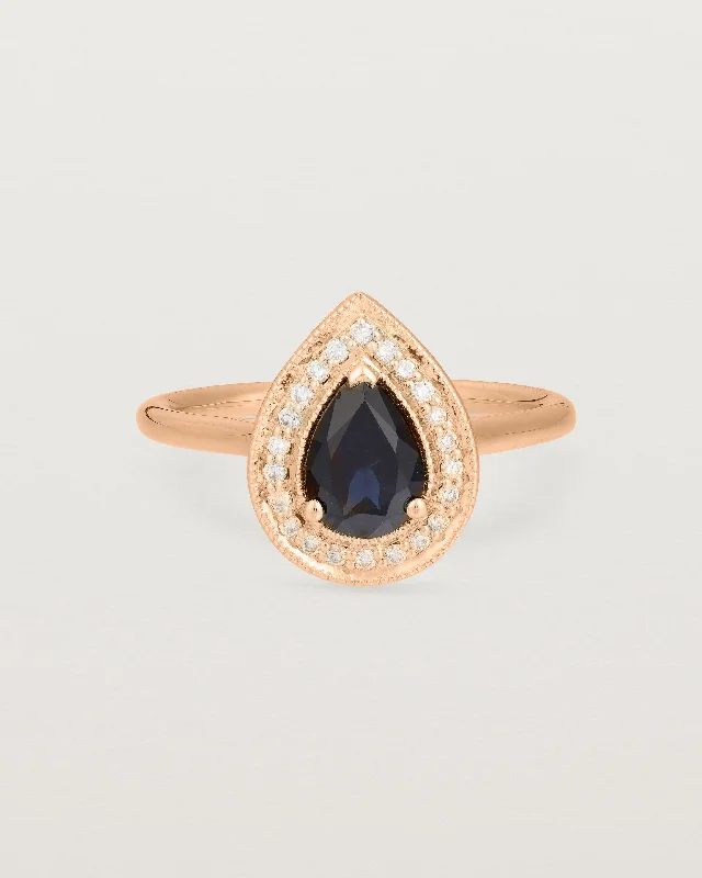 Aurie Halo Ring | Australian Sapphire & Diamonds