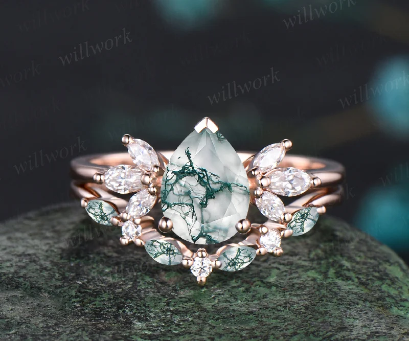 Pear Cut Natural Green Moss Agate Engagement Ring Set Moissanite Cluster Seven Stone Ring 14k Rose Gold Green Gemstone 2pcs Bridal Ring Set