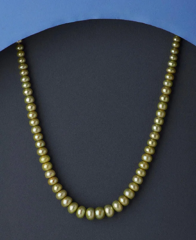 Graduation Green Colour Pearl Necklace