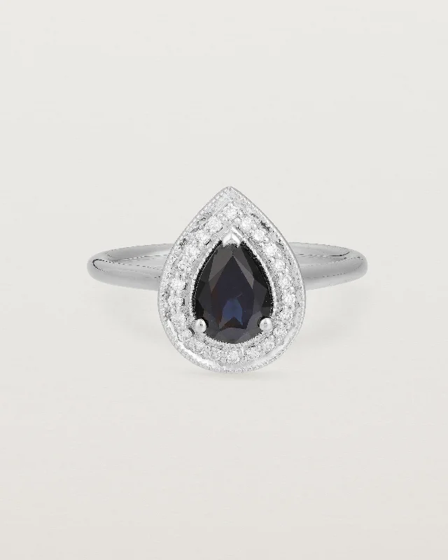 Aurie Halo Ring | Australian Sapphire & Diamonds